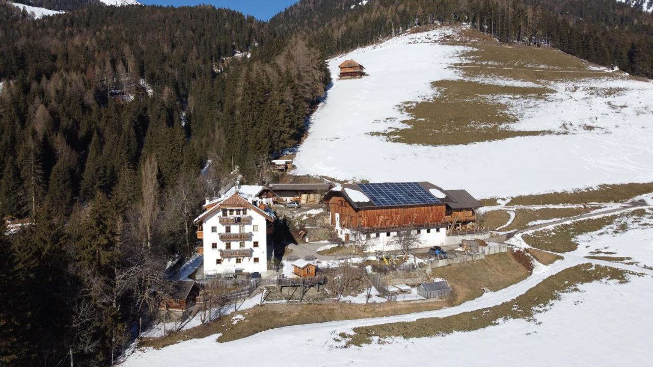 Baerntalerhof Vila Falzes Exterior foto