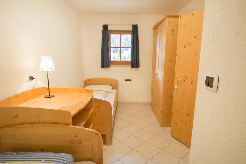 Baerntalerhof Vila Falzes Quarto foto