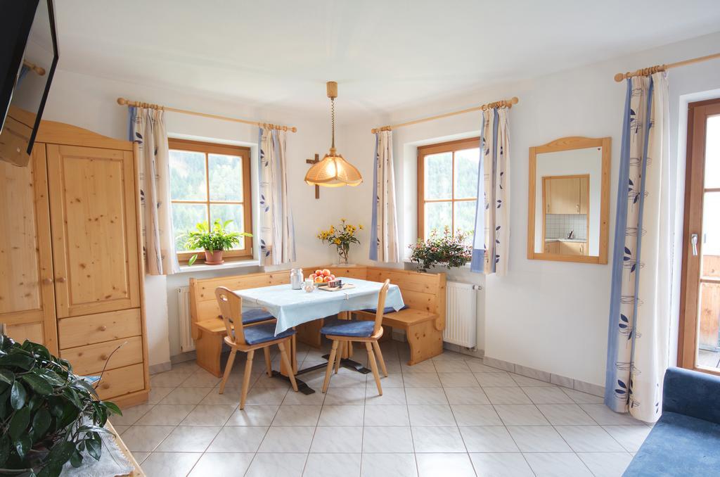 Baerntalerhof Vila Falzes Quarto foto